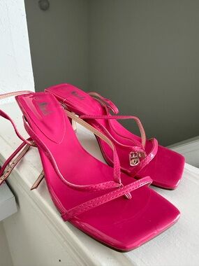 SHEIN Hot Pink Strappy Square-Toe Heeled Sandals